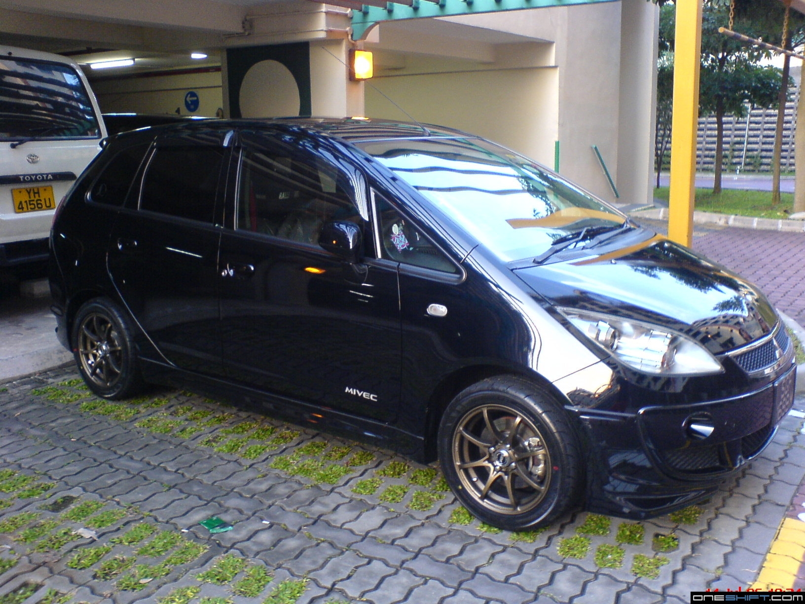 Mitsubishi Colt Plus Photos Reviews News Specs Buy Car