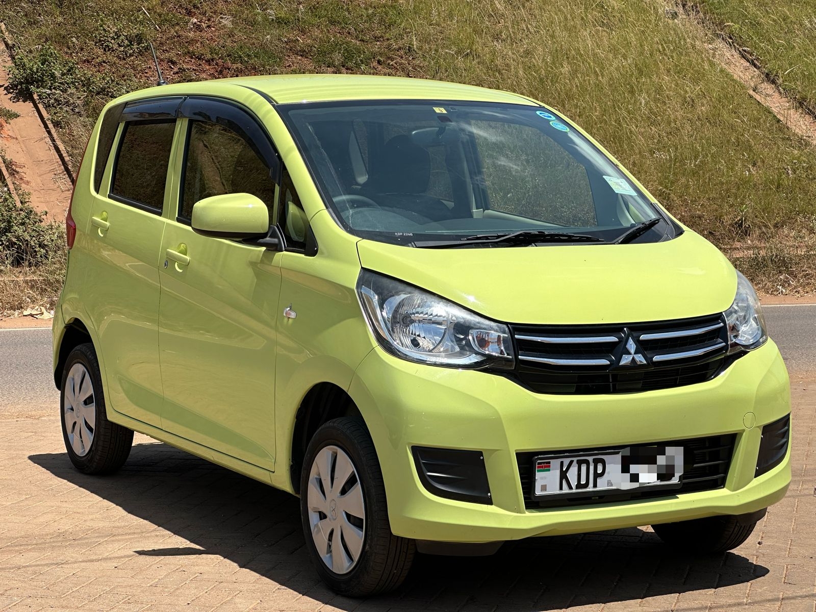 Mitsubishi EK Wagon Original Image Kaiandkaro